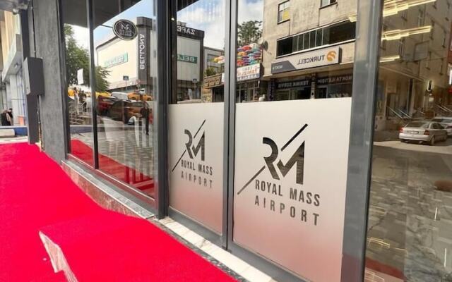 Royal Mass Airport Business Hotel