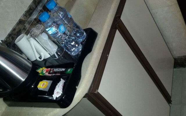 Al Adl Jewel Hotel