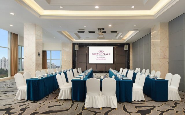 Crowne Plaza Dujiangyan by IHG
