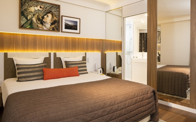 Eiffel Turenne Hotel