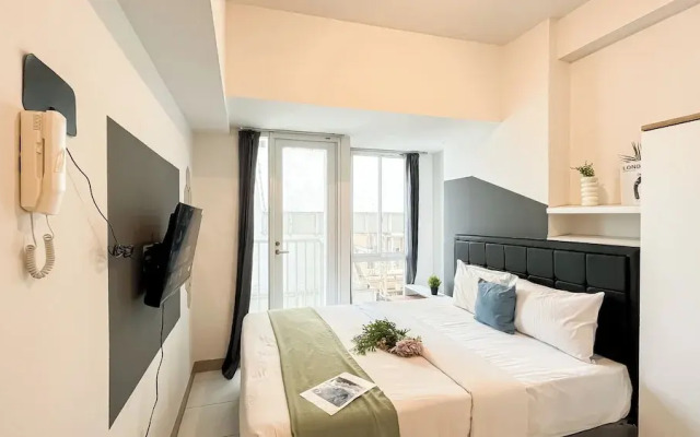 Soft Industrial Look Studio At Tokyo Riverside Pik 2 Apartment