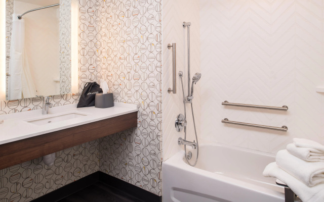 Holiday Inn Joplin by IHG