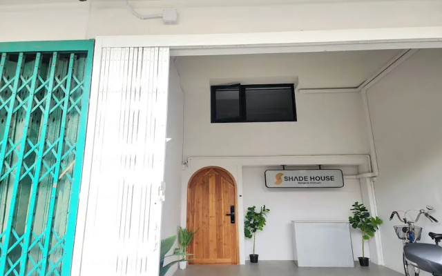 Shade House Bangkok Oldtown