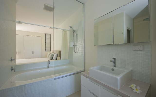 1 Bright Point Apartment 1402