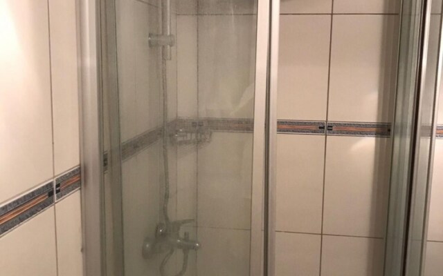Lovely Flat Near Sea With Shared Pool in Milas