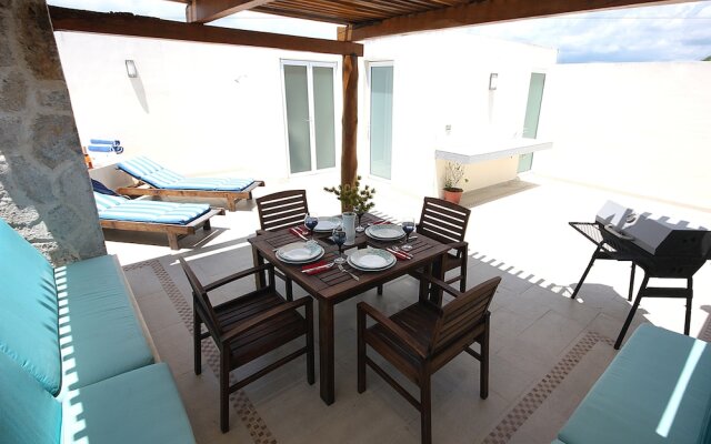 Sabbia Apartment D405 by iMexico