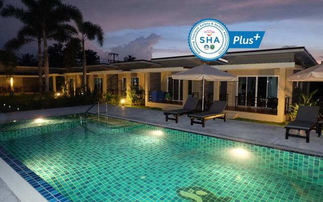 The Oasis Khaolak Resort