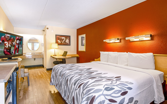 Red Roof Inn Greensboro Coliseum