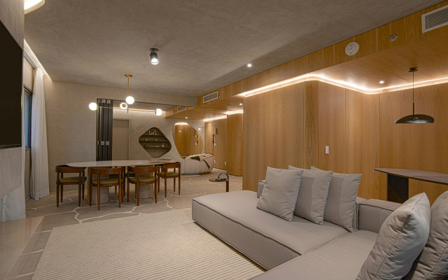QOYA Hotel Curitiba, Curio Collection by Hilton