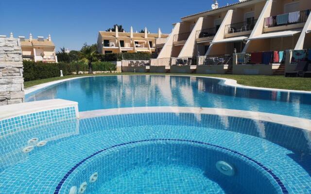 House J São Rafael - By Bedzy