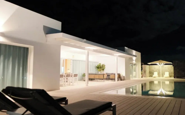 Villa Ainé Luxury Villa