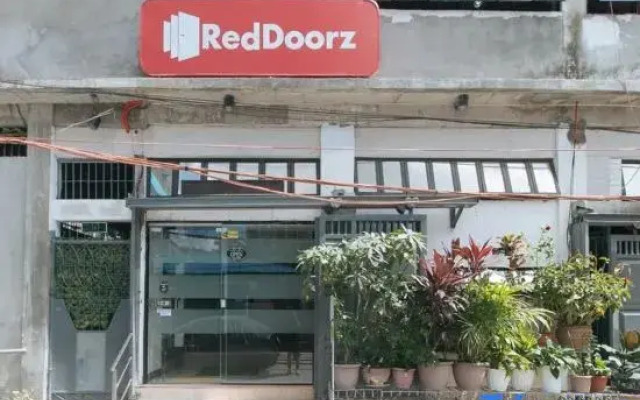 RedDoorz @ Gerlins Lodge Two