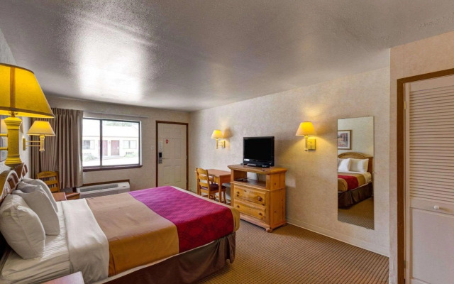 Econo Lodge Fredericksburg