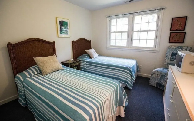 Ne72 112 3 Bedroom Cabin by Redawning