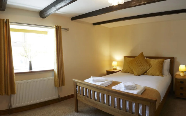 Courtyard Cottage