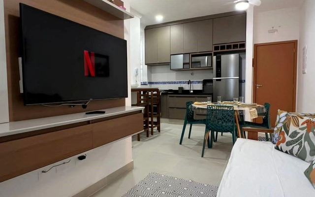 Apto Novo c/ Ar e Piscina  Toninhas Ubatuba