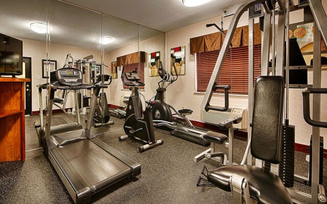 Best Western Plus Northwest Inn & Suites