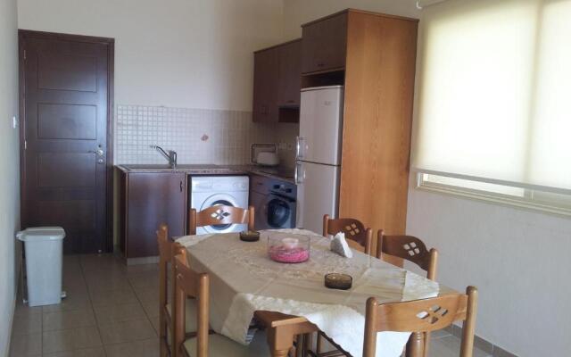 Lazaros Pissouri Apartments