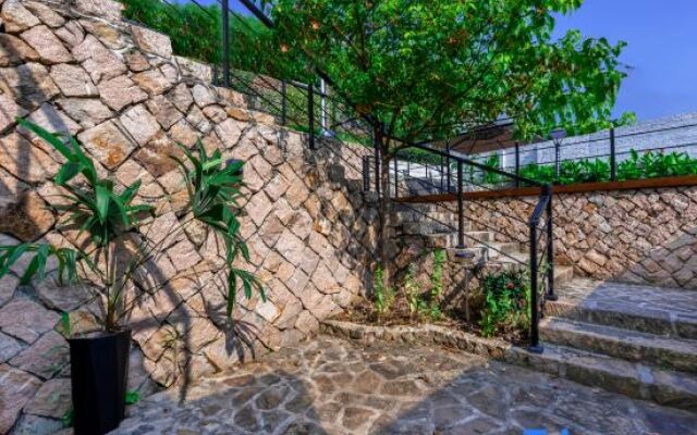 Wuji Fine•Mogan Mountain resort hotel