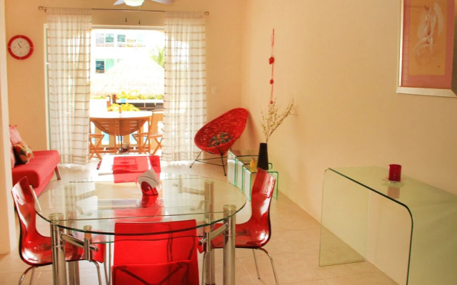 Luna Maya 1 BDR Apartment Sol 03 by select