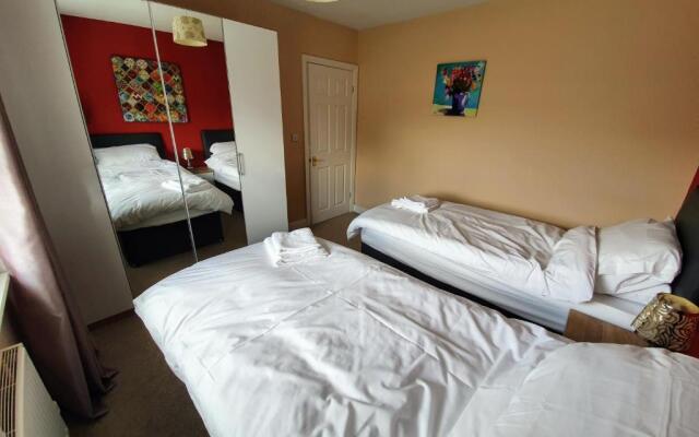 Beverley Central Townhouse Free Parking Sleeps 8