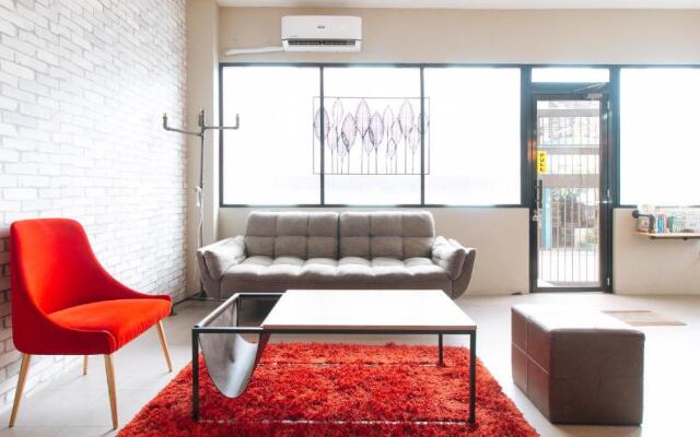 RedDoorz Plus near Osmena Highway 2