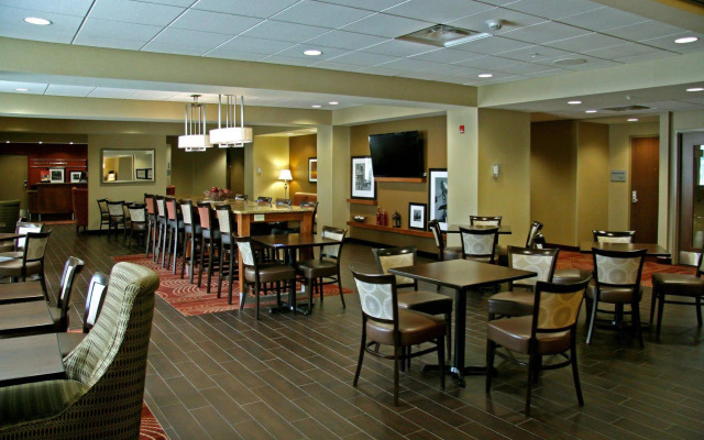 Hampton Inn Waynesburg