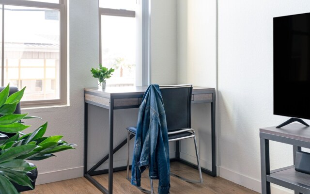 6th Street Condos by Barsala