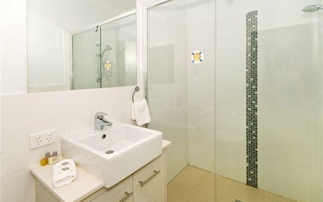 Villa Garfield Surfers Paradise