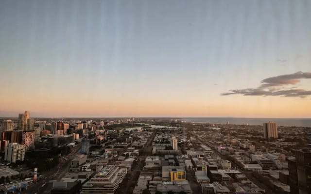 Central 2 Bedroom Apartment in Southbank