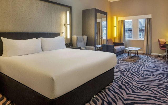 DoubleTree by Hilton Edinburgh City Centre