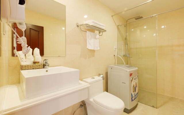 Paris Nha Trang Hotel & Apartment