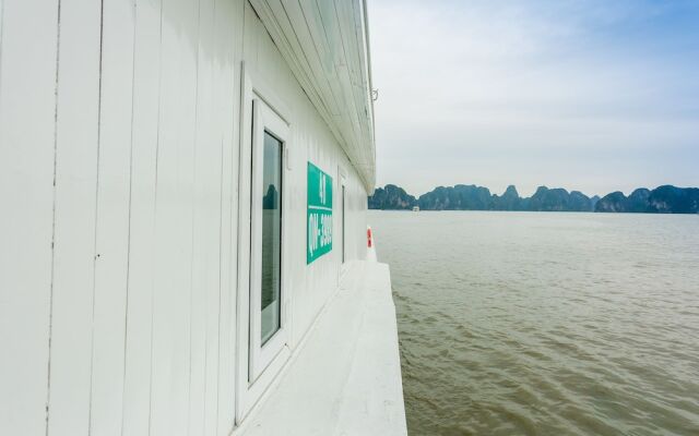 L'Azalee Classic Day Cruise 4,5 hours