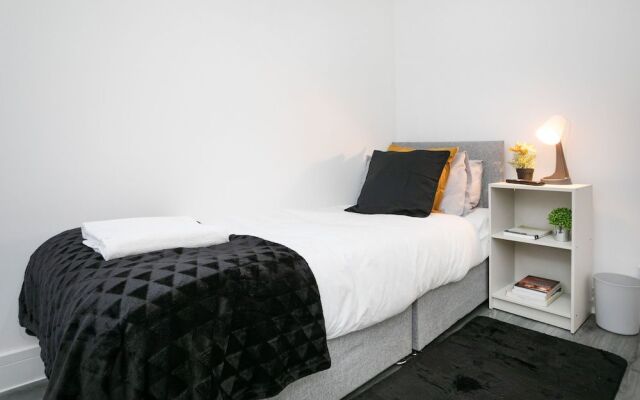 Nottingham Top Serviced Home