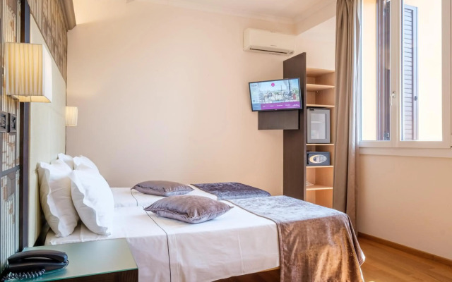 Touring Hotel