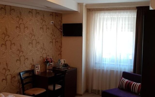 Villa Anticus (Adults Only)