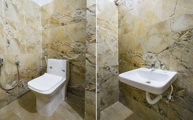 Fabhotel Rr Living Grand