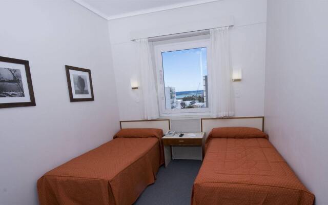 Comodoro Hotel
