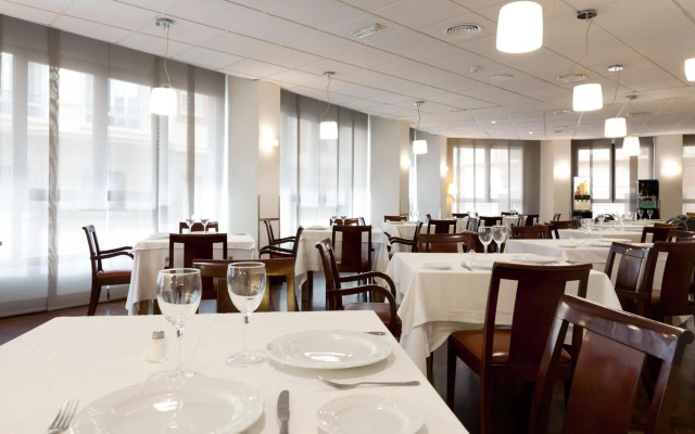 Hotel Don Curro