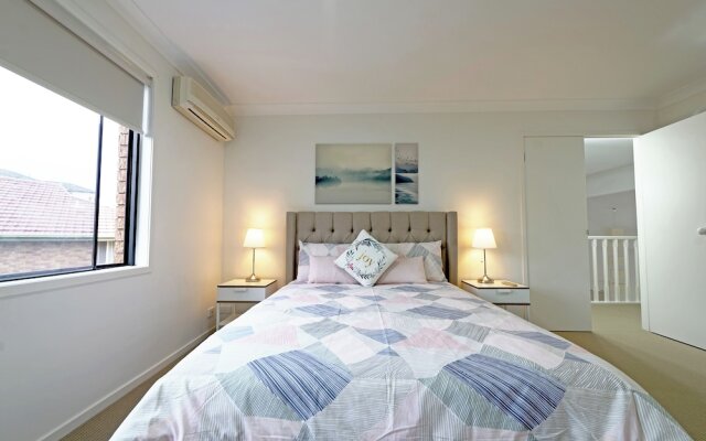 6BRM Retreat Parkside Family House Melb