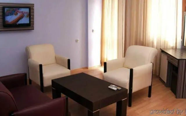Zel Hotel