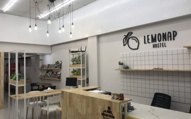 Lemonap Hostel