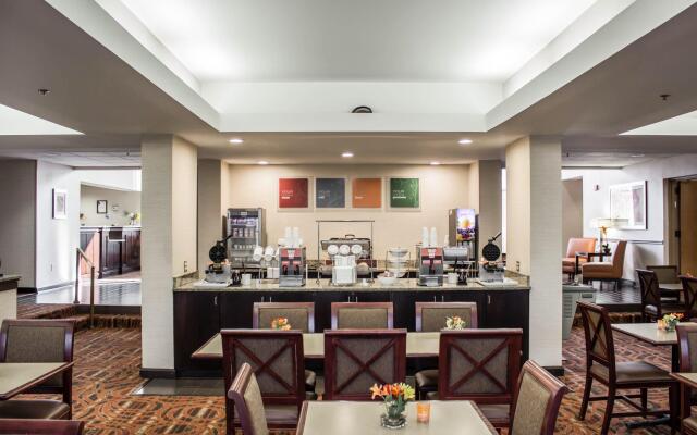 Comfort Suites Regency Park