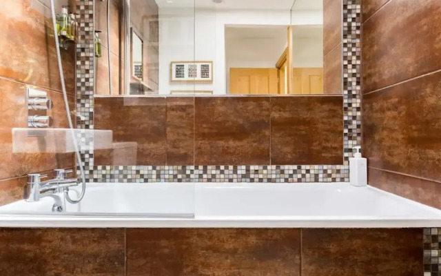 Modern Duplex Near Oxford Street