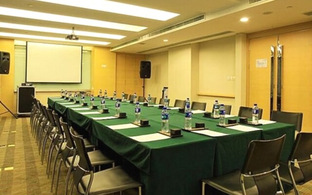 GreenTree Inn Yangzhou Shou West Lake Business Hotel