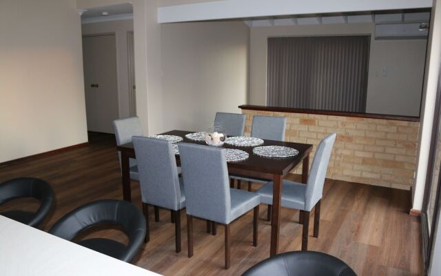 Cozy Stay at Kearsley