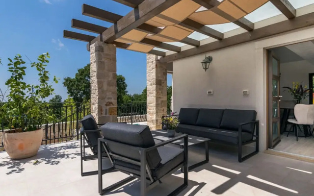 Villa Irma Comfortable Holiday Residence