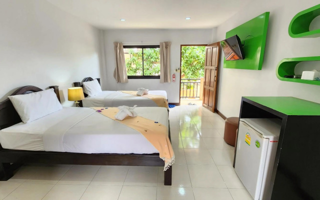 Panupong Hotel
