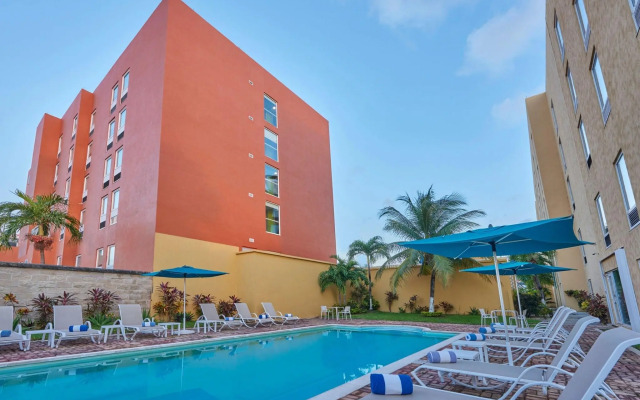 City Express Junior by Marriott Cancun