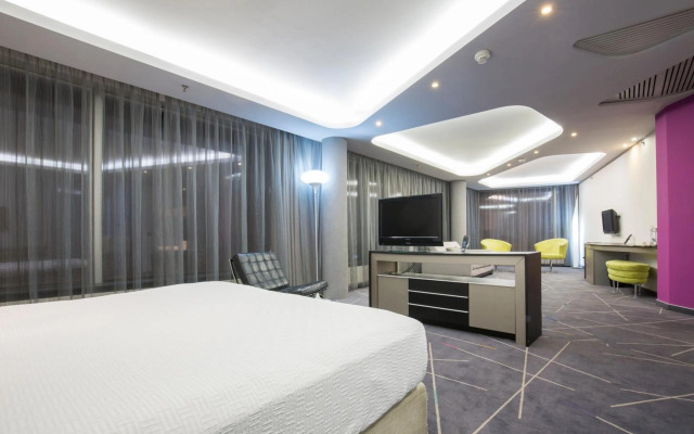 Golden Tulip Zira Belgrade